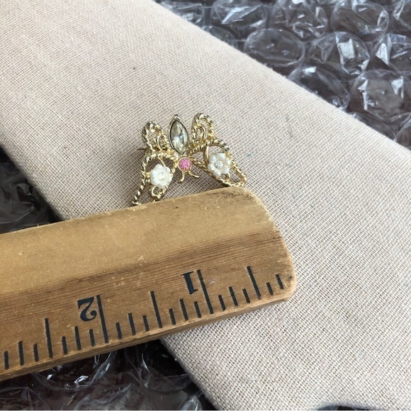 Vintage Butterfly Brooch - Picture 3 of 3